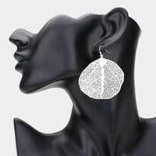 Load image into Gallery viewer, Zuri Leaf Earrings
